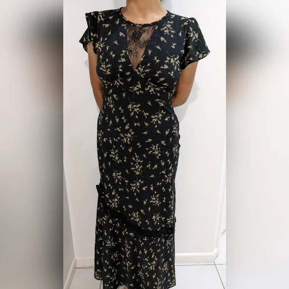 Forever New midi maxi black floral evening dress - Picture 3 of 7